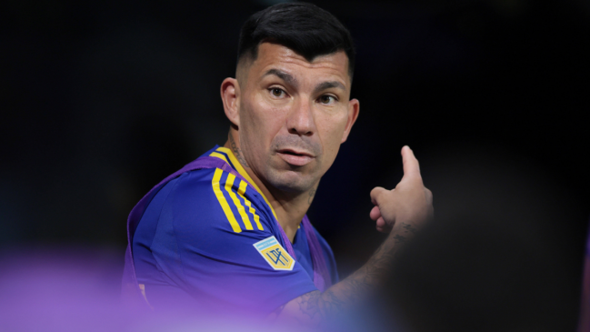 Universidad Católica espera contar con Gary Medel para la próxima temporada