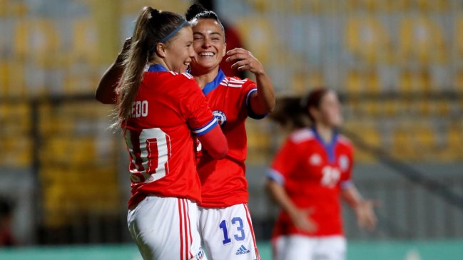 La Roja Femenina y Anjuff logran histórico acuerdo de equidad con la ANFP